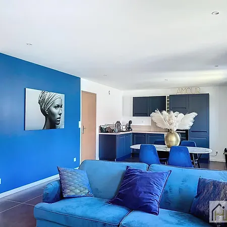 Apartmán Marine Serenity - A 50m De La *