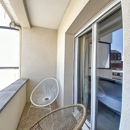 Marine Serenity - A 50m De La Apartmán *