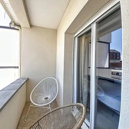 Marine Serenity - A 50m De La Apartament
