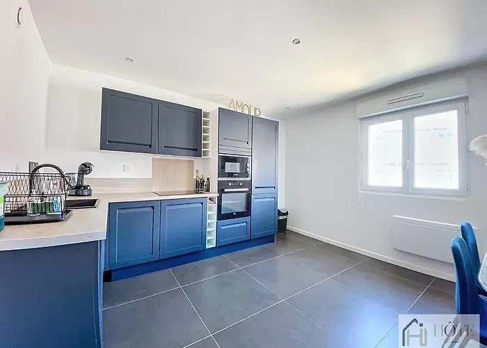 Marine Serenity - A 50m De La Apartmán